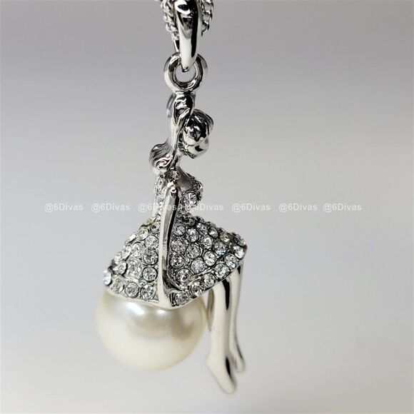 Crystal Ballerina On a Pearl Pendant Necklace - Picture 3 of 12